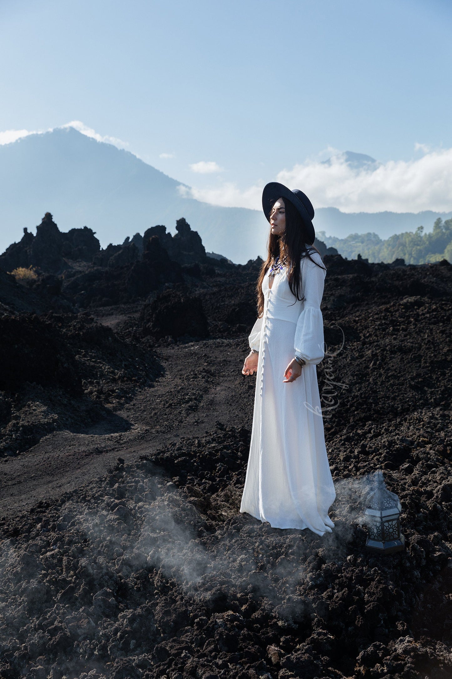 White priestess dress