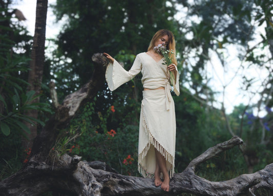 Skirt + kimono top | White