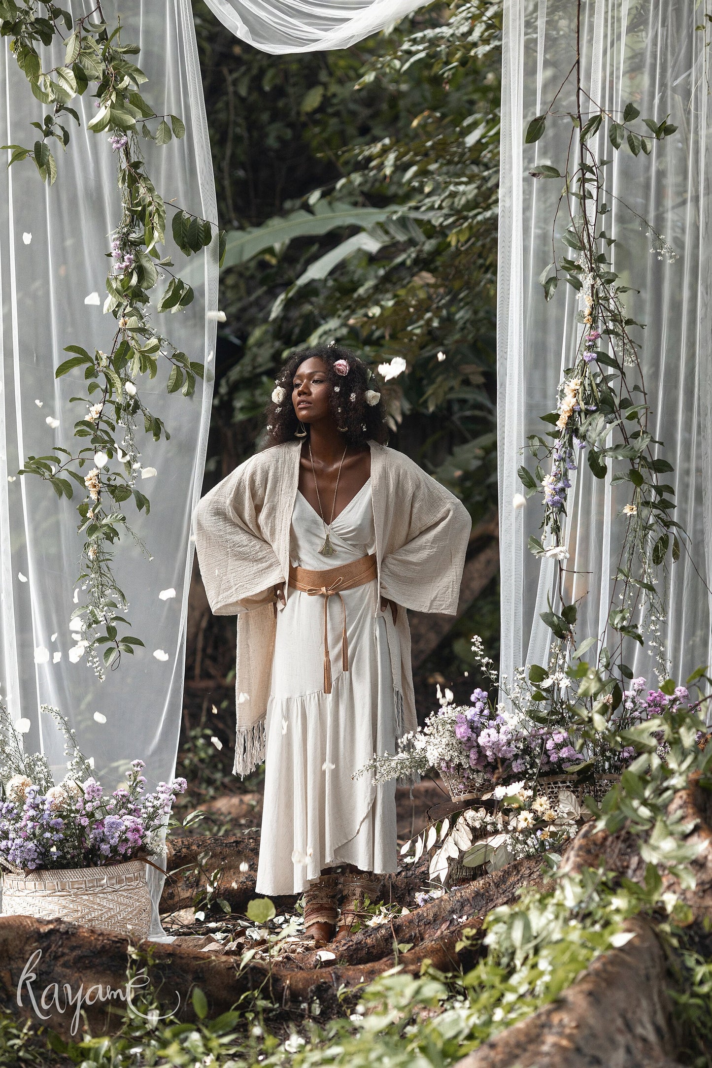 Organic cotton kimono with tassels