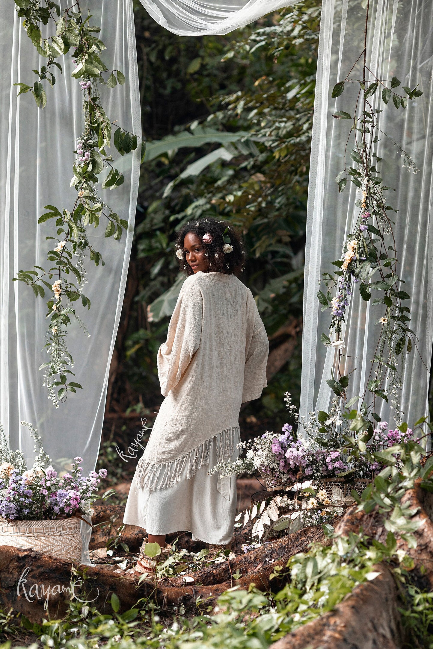 Organic cotton kimono with tassels